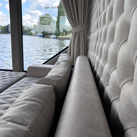 Отель Nena Hausboot Берлин Экстерьер фото